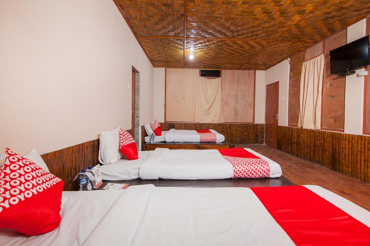 Oyo 1543 Sibayak Ncole Hotel Берастаги Екстериор снимка