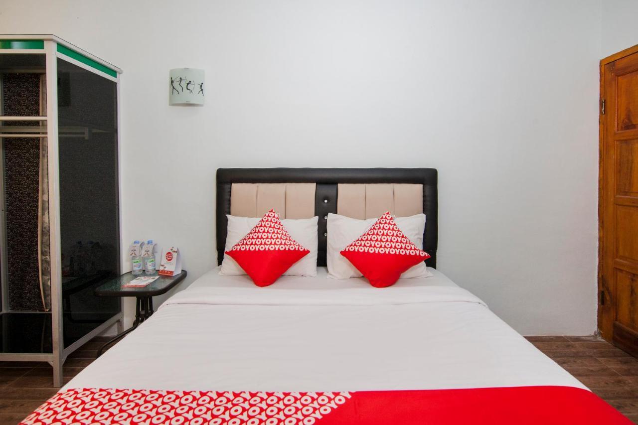 Oyo 1543 Sibayak Ncole Hotel Берастаги Екстериор снимка