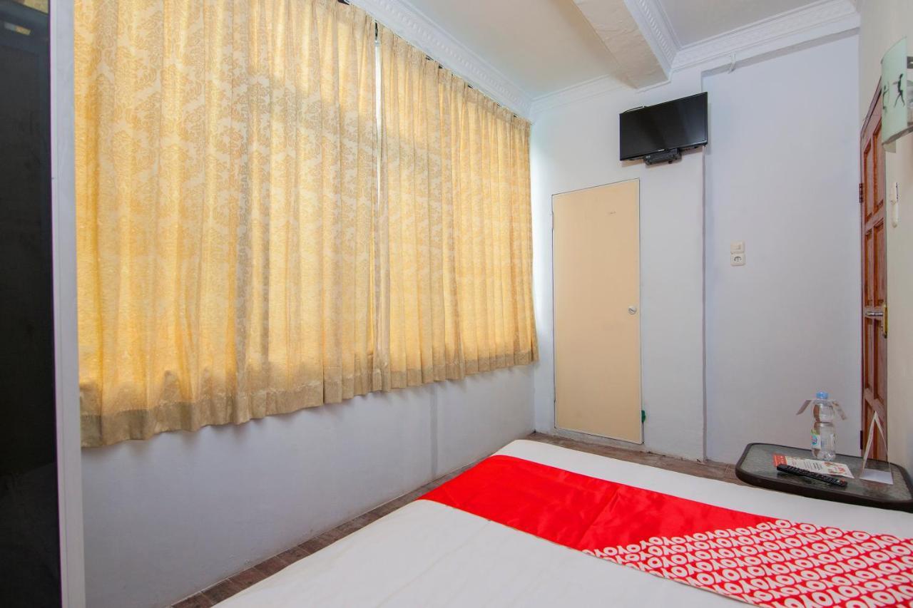 Oyo 1543 Sibayak Ncole Hotel Берастаги Екстериор снимка